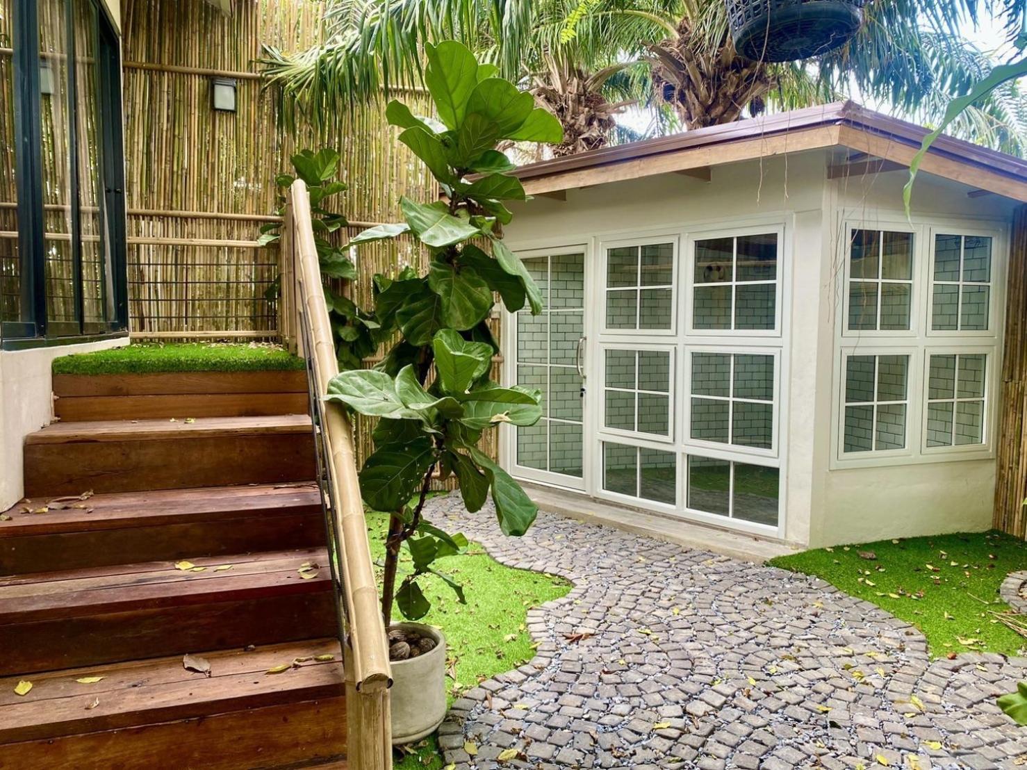 Country Lake View Hotel Suphan Buri Exterior foto