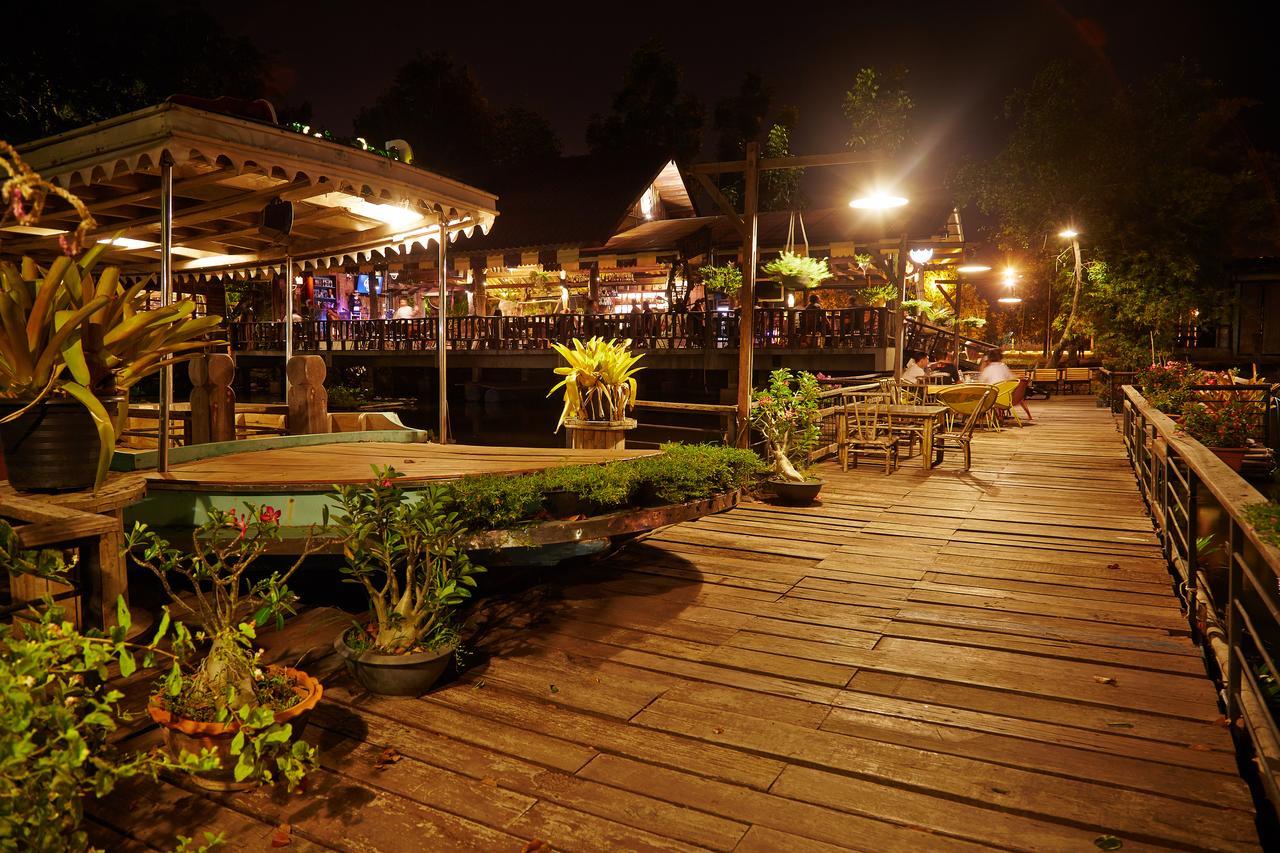 Country Lake View Hotel Suphan Buri Exterior foto