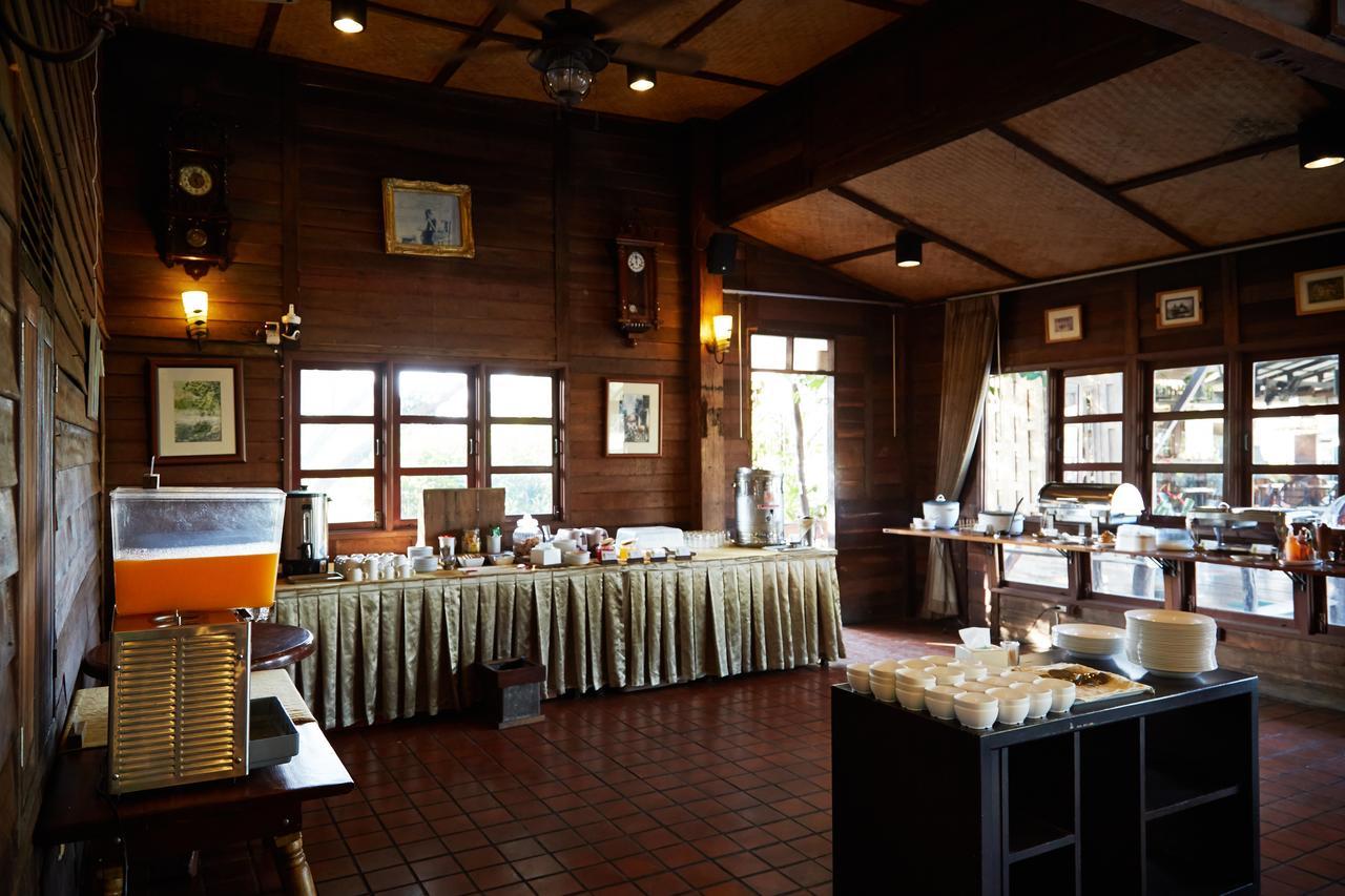 Country Lake View Hotel Suphan Buri Exterior foto