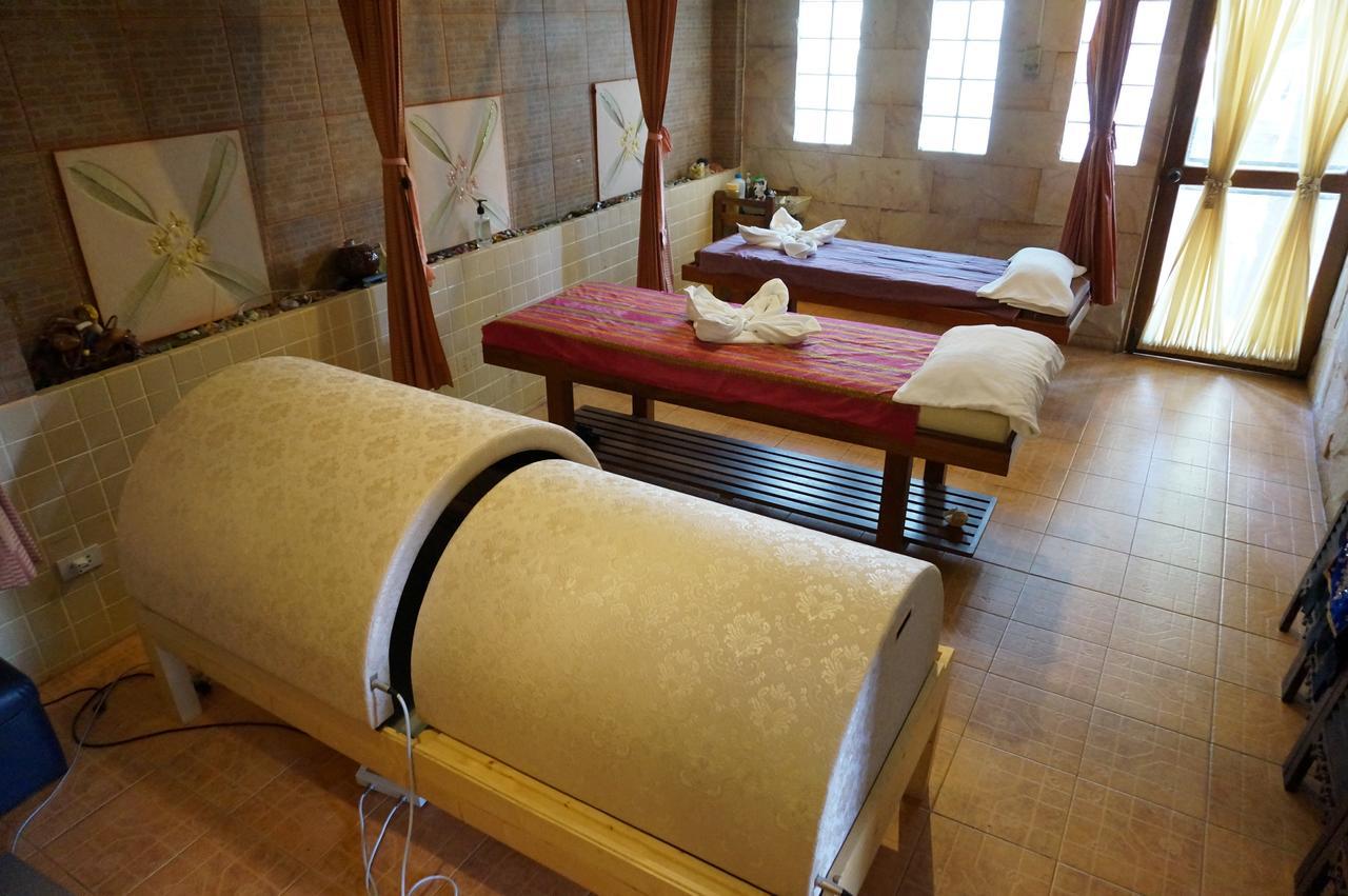 Country Lake View Hotel Suphan Buri Exterior foto